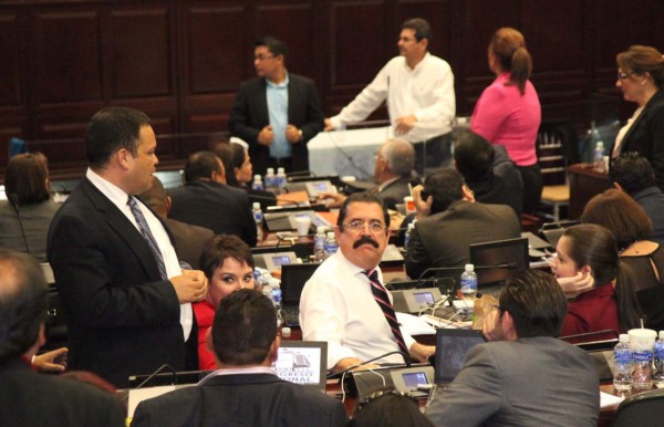 El martes esperan elegir los siete magistrados restantes