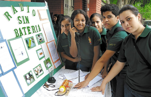 Muestra de ingenio estudiantil en Feria
