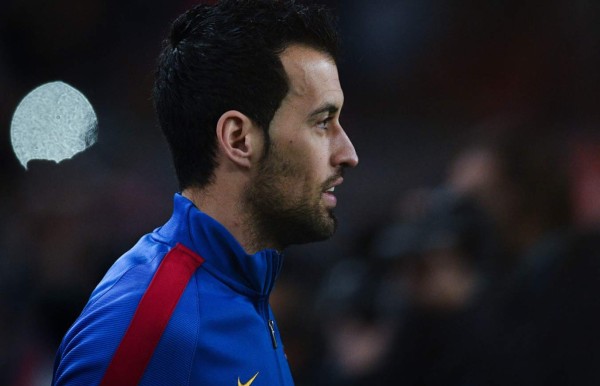 Dardo de Busquets a su entrenador Luis Enrique