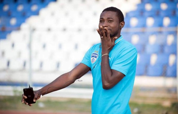 Delantero hondureño Roby Norales ficha por equipo de la Primera División de Irak