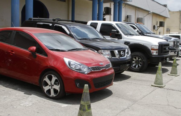 La DNIC recupera nueve carros con reporte de robo