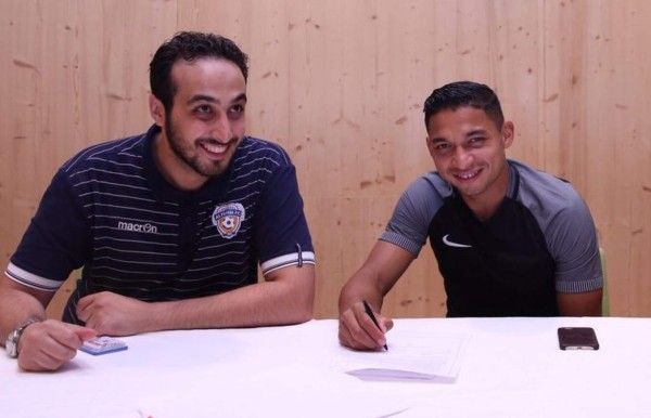 Emilio es presentado por su nuevo club y portará curioso número