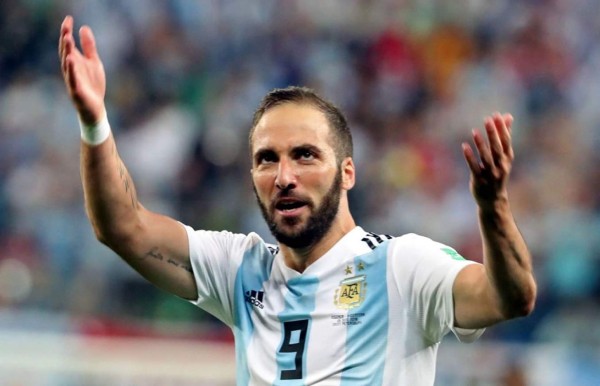 Higuaín se retira de la selección argentina a los 31 años