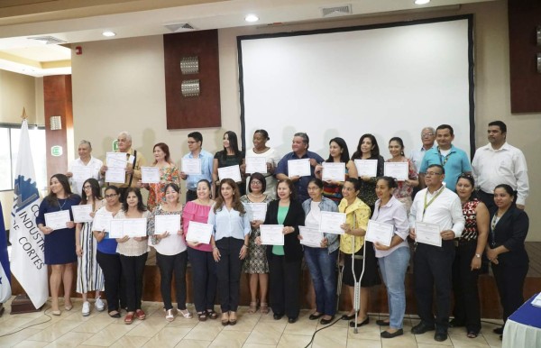 Universidades y CCIC capacitan a mipymes para que crezcan