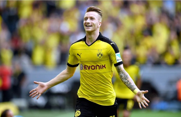 Borussia Dortmund arranca con goleada al M'Gladbach