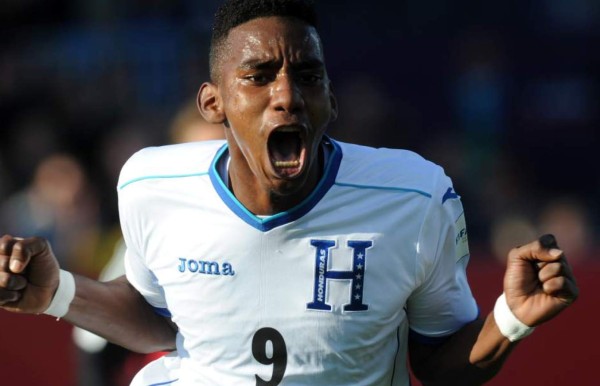 Bryan Róchez con opciones de jugar en el histórico Cosmos de EUA