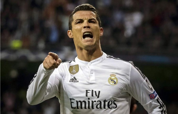 Cristiano alcanza a Messi y acecha a Luiz Adriano con dos goles de récord