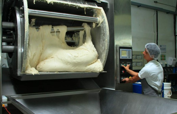 Amancio, de vendedor a dueño de panificadoras en Honduras