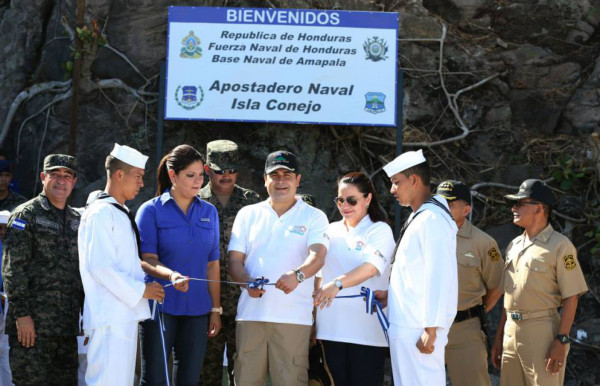 Mauricio Funes: El Salvador posee los derechos de Isla Conejo