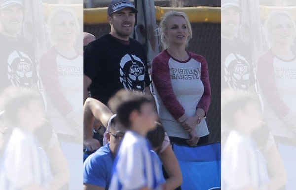 Exnovio de Britney Spears niega haberla engañado