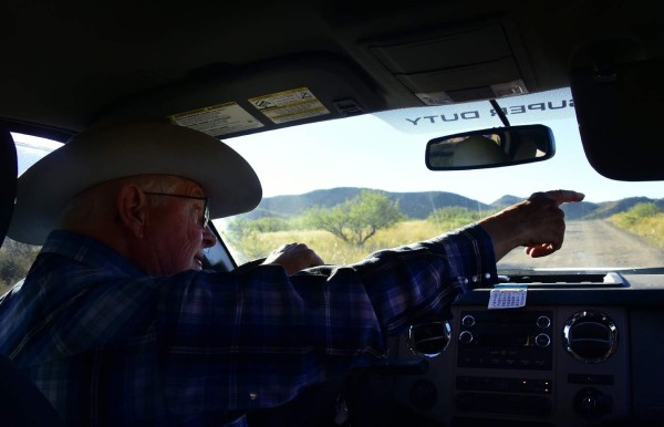 Ranchero de EUA anhela el muro prometido por Trump