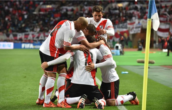 River Plate vence con apuros al Hiroshima y espera al Barça en la final