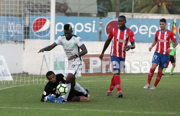 Olimpia sale vivo del Excélsior contra Platense