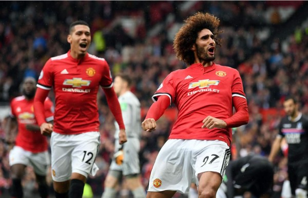 Goleada del Manchester United al Crystal Palace para seguir en la pelea