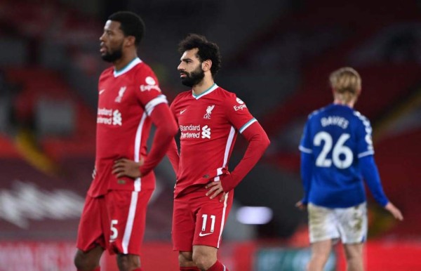 Liverpool profundiza su crisis tras ser derrotado por el Everton