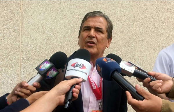 Jorge Luis Pinto: 'Tenemos que hacernos sentir en casa'