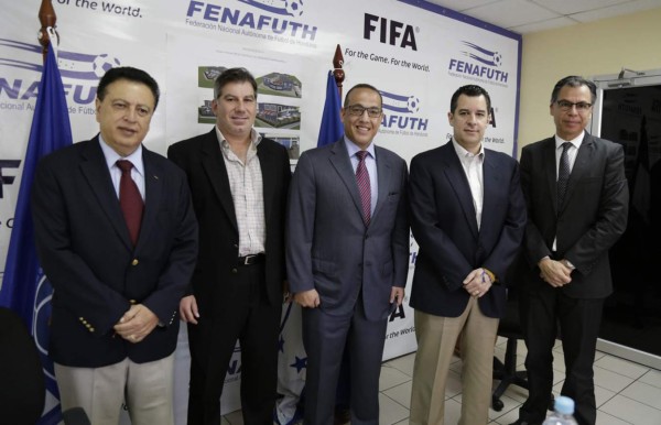 Alfredo Hawit juramentó a la Comisión de Selecciones