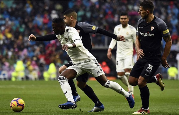 Real Madrid muestra su mejor versión y derrota al Sevilla