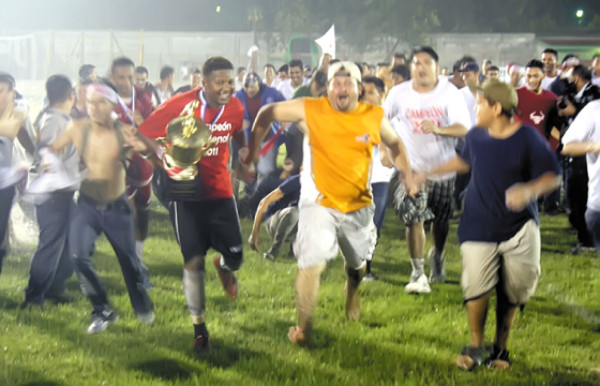 Tyson, Diduch y Torlacoff en la mira del Choloma