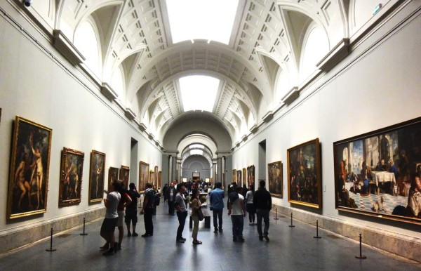 Como Adán y Eva: una pareja se dejó ver en el Museo del Prado
