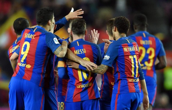 Barcelona propina una paliza al Sporting de Gijón