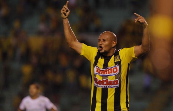 Sergio Mendoza: 'No me imaginé el buen gol que me iba a salir'