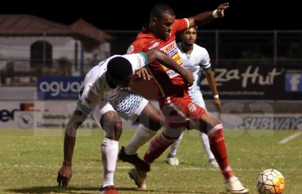 Platense se resiste y Real Sociedad roza la liguilla