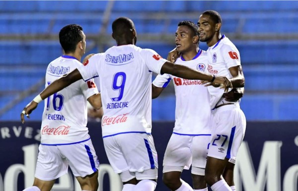 Olimpia vence al Comunicaciones y se acerca a semifinales de la Liga Concacaf