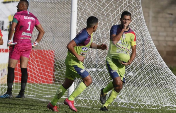 Video: Real de Minas no tuvo piedad y aplastó al Platense en Danlí