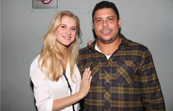 La sexi novia de Ronaldo tiene 15 años menos que él