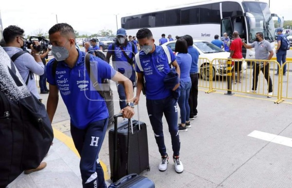 Selección de Honduras viajó a Estados Unidos motivada y con ganas de conquistar la Copa Oro