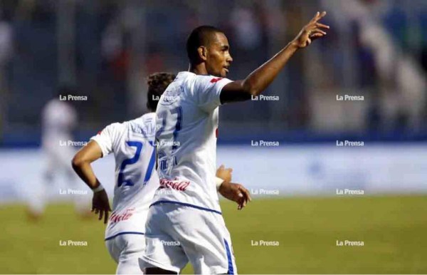 Olimpia se bajó al Real España y amarró el pase directo a semifinales