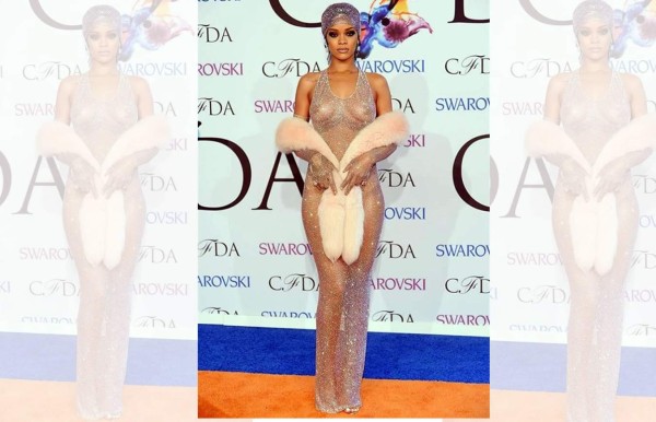 Famosas que muestran de más en la alfombra roja