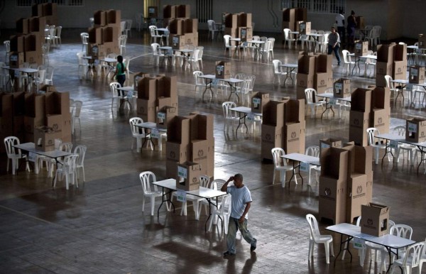 Colombianos a las urnas para elegir a su presidente