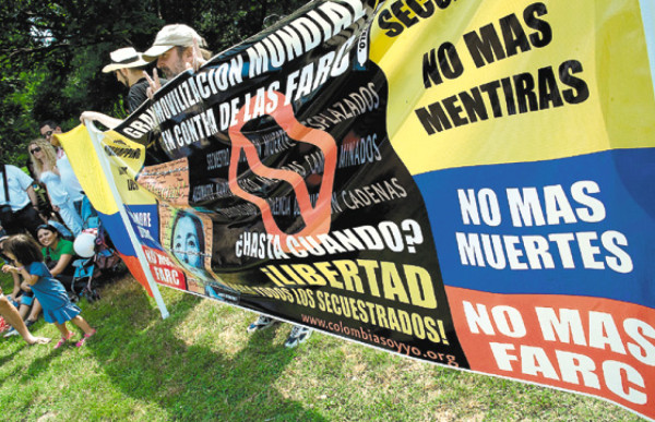 Marchan y cantan por la libertad