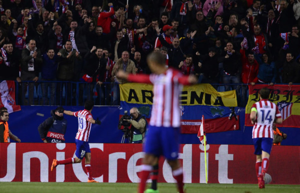 El Atlético tumba al Milan y se mete en cuartos de la Champions League