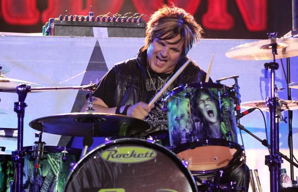 Rikki Rockett está libre de cáncer&nbsp;&nbsp;