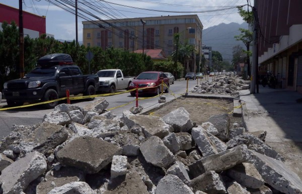 Piden agilizar los trabajos de bacheo en Guamilito
