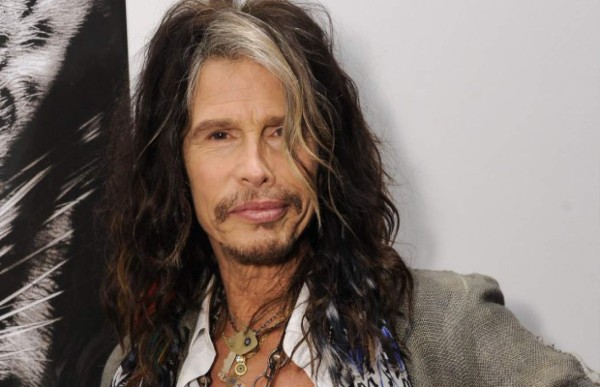 Steven Tyler: 'la gente de hoy está muriendo poco a poco'