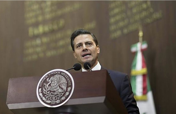 Peña Nieto notifica al Senado de gira por Honduras y Panamá