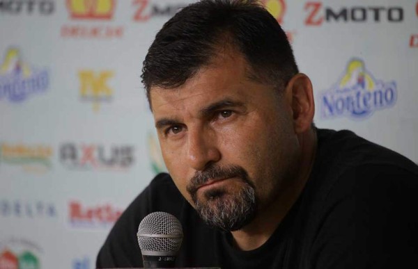 'Tato' García, DT del Real España: ' 'Soy el campeón, por qué voy a estar desesperado”