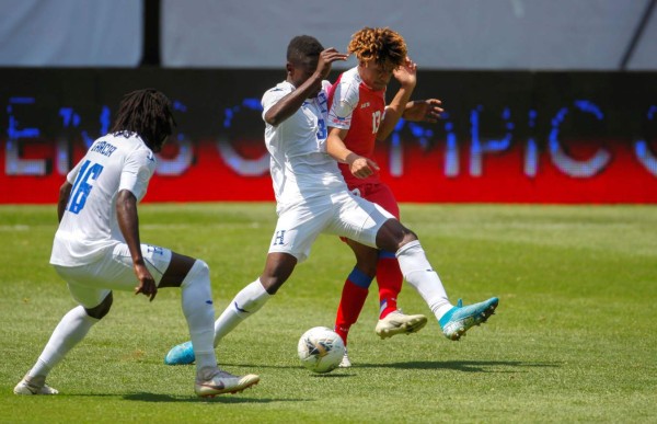 Árbitros dan positivo al covid-19 en el Preolímpico de Concacaf