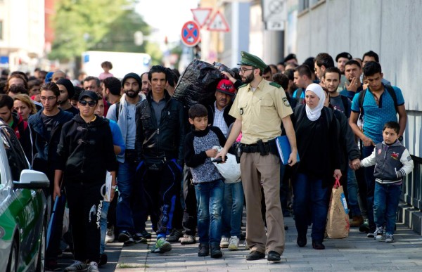 Múnich se declara desbordada ante la llegada de miles de refugiados