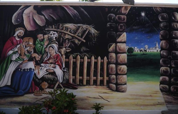 Actualmente forma parte del distrito turístico y está acaparando la atención de los viajeros porque muestra preciosos murales que destacan la tradición, costumbre y riquezas de su comunidad.