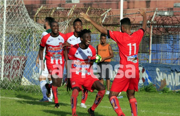 El Vida frena al Platense y resucita en La Ceiba