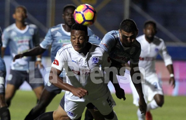 Olimpia no pudo contra Platense y cede la cima a Motagua