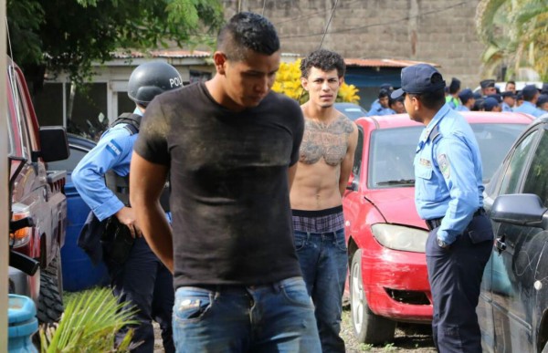 Tras persecución caen dos supuestos 'robamotos' en El Progreso, Yoro