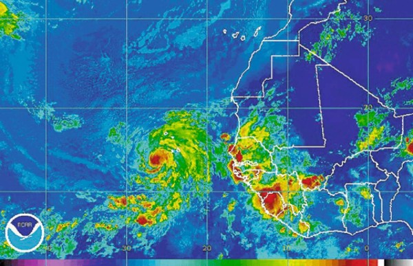 Huracán Bertha se debilita a categoría uno