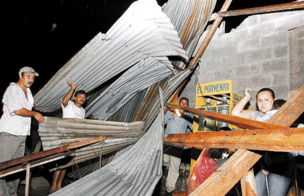 Tornado deja a 630 damnificados en Nuevo Higuerito