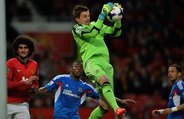 El Hull City con Maynor Figueroa pierde contra el Manchester United